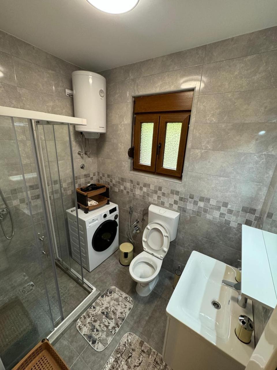 Apartment Vento Di Bocche III Kotor Exterior foto